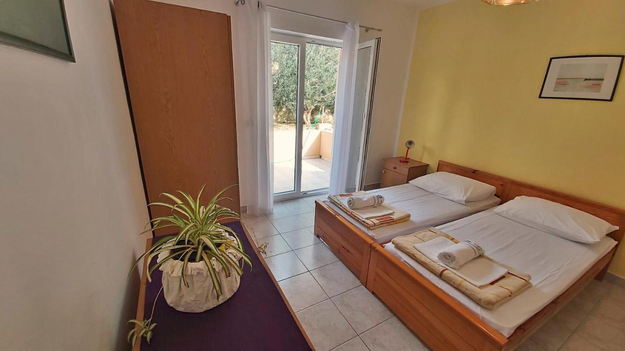 Apartments Mandalinic Omiš Exterior foto
